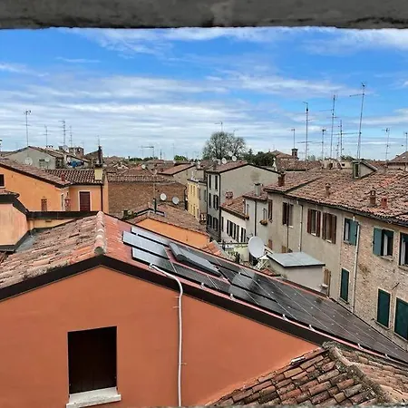Apartman 532 *